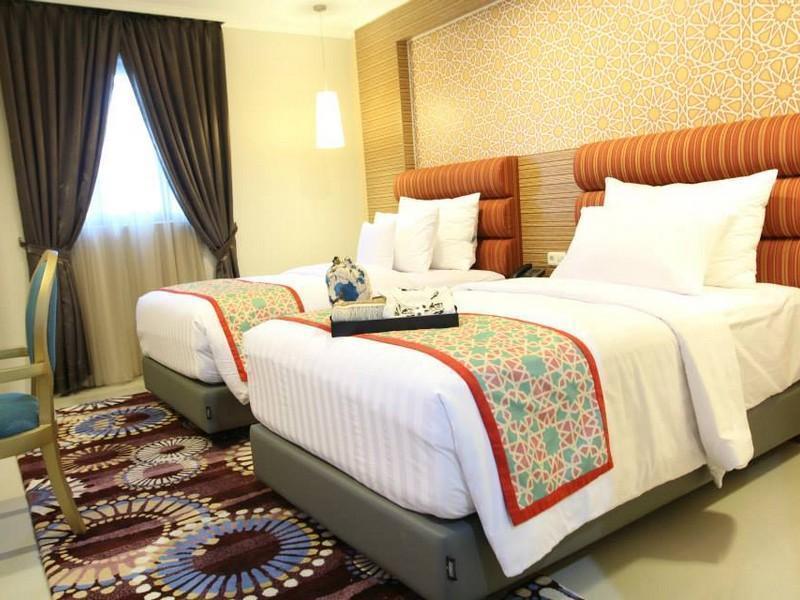 Zahabi Hotel Jakarta Simatupang Exterior foto